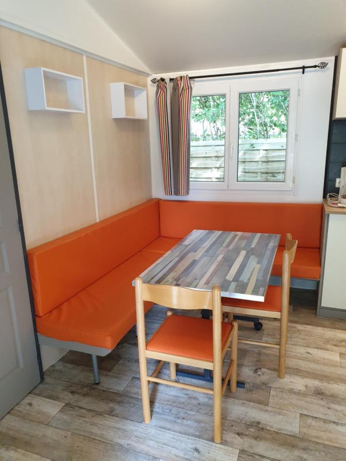 Camping Le Moulin Du Roy Revel (Haute-Garonne) Exterior foto