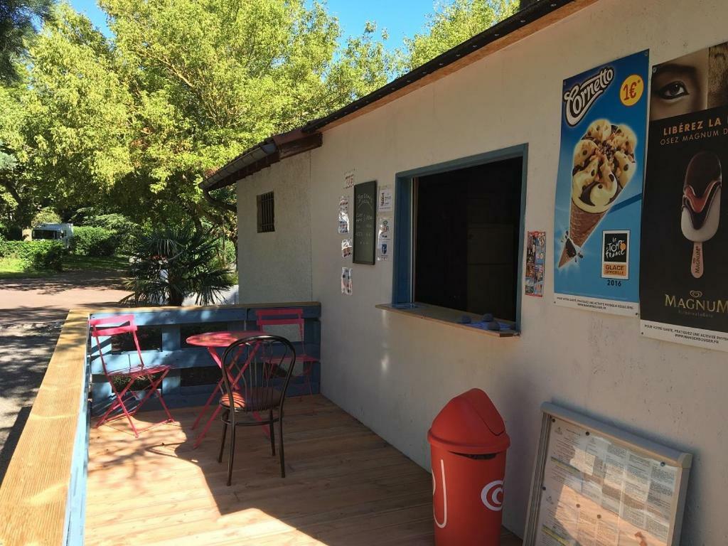 Camping Le Moulin Du Roy Revel (Haute-Garonne) Exterior foto